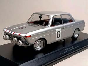 BMW 1800 TISA -1965 MINICHAMPS 1:18