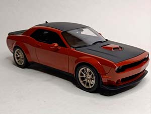 DODGE CHALLENGER R/T SCAT PACK WIDEBODY 1:18 — фото 3