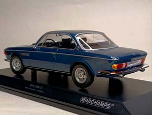 BMW 2800 CS -1968 MINICHAMPS 1:18 — фото 3