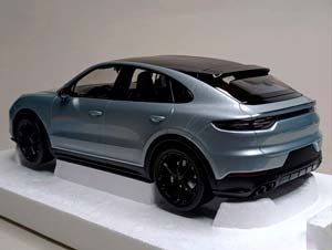 PORSCHE CAYENNE S COUPE SPORT PACKAGE 1:18 — фото 3
