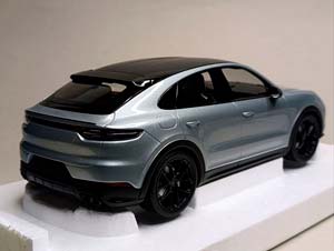 PORSCHE CAYENNE S COUPE SPORT PACKAGE 1:18 — фото 5