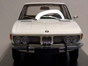 BMW 2500 -1968 MINICHAMPS 1:18 — фото 7