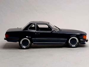 MERCEDES 560 SL 6.0 AMG (W107) OTTO 1:18 — фото 5