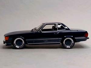 MERCEDES 560 SL 6.0 AMG (W107) OTTO 1:18 — фото 2