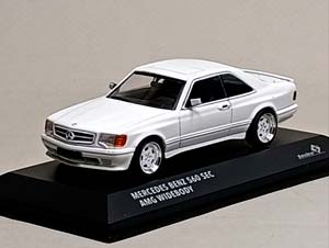 MERCEDES 560 SEC AMG WIDEBODY (C126) 1:43 SOLIDO