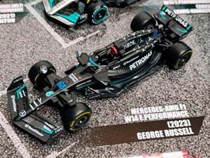 MERCEDES AMG F1 НАБОР ИЗ 4-Х МОДЕЛЕЙ (W12-W13-W14 AMG) HAMILTON + RUSSEL 1:43 BBURAGO — фото 6