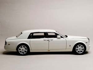 ROLLS-ROYCE PHANTOM ENGLISH WHITE 1:18 KYOSHO — фото 6