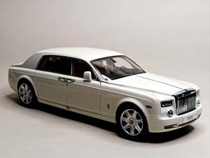 ROLLS-ROYCE PHANTOM ENGLISH WHITE 1:18 KYOSHO — фото 7