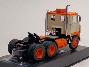 WHITE 7400 -1960 IXO 1:43 — фото 5