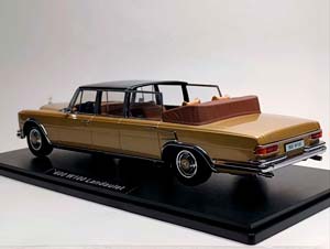 MERCEDES 600 LWB W100 LANDAULET 1964 GOLD 1:18 — фото 3
