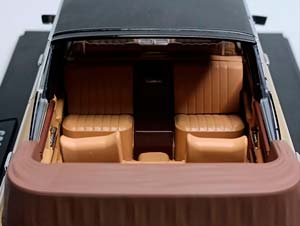 MERCEDES 600 LWB W100 LANDAULET 1964 GOLD 1:18 — фото 5