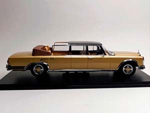 MERCEDES 600 LWB W100 LANDAULET 1964 GOLD 1:18 — фото 7