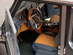 MERCEDES G63 6X6 PLATINUM MAGNO AUTOART 1:18 — фото 3