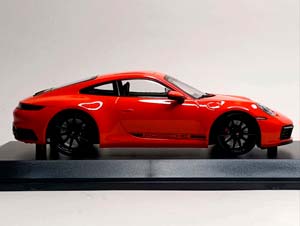 PORSCHE 911 CARRERA 4S - 2019 MINICHAMPS 1:18 — фото 6