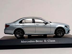 MERCEDES E CLASS AMG LINE (W213) I SCALE 1:43 — фото 6