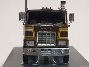 MACK SERIE F 1977 IXO 1:43 — фото 7