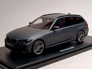 BMW M340I TOURING MATT GREY 1:18 GT SPIRIT