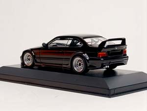 BMW M3 GTR (E36) -1993 MAXICHAMPS 1:43 — фото 3