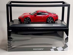PORSCHE 911 CARRERA 4S 2019 MINICHAMPS 1:18 — фото 9