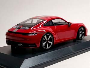 PORSCHE 911 CARRERA 4S 2019 MINICHAMPS 1:18 — фото 4