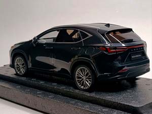 LEXUS NX 450H GRAPHITE BLACK 1:18 KYOSHO — фото 3
