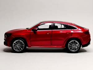 MERCEDES GLE COUPE RED 1:18 ДИЛЕРСКИЙ — фото 2