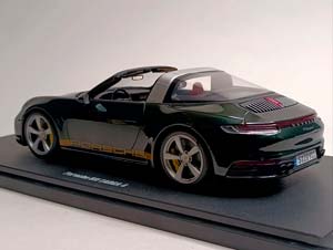 PORSCHE 911 TARGA 4 GREEN 1:18 GT SPIRIT — фото 3