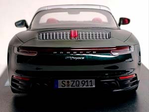 PORSCHE 911 TARGA 4 GREEN 1:18 GT SPIRIT — фото 4