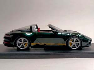 PORSCHE 911 TARGA 4 GREEN 1:18 GT SPIRIT — фото 6