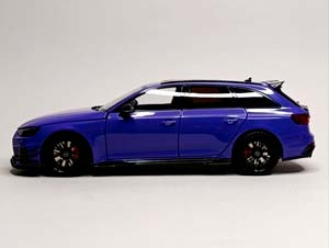 AUDI RS4 DARWIN 1:18 KILOWORKS — фото 2