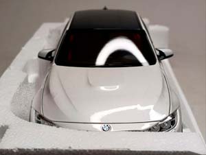 BMW M3 COMPETITION (F80) WHITE 1:18 NOREV — фото 6