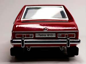 TATRA 613 -1979 RED 1:18 TRIPLE9 — фото 3