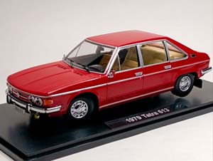 TATRA 613 -1979 RED 1:18 TRIPLE9 — фото 7