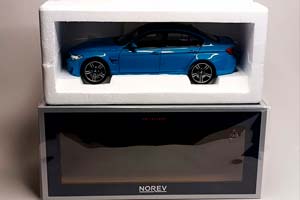 BMW M3 COMPETITION (F80) BLUE 1:18 NOREV — фото 8