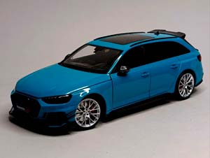 AUDI RS4 DARWIN 1:18 KILOWORKS