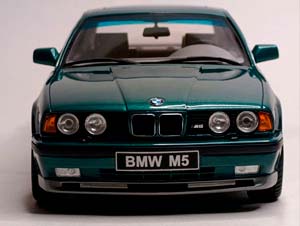BMW M5 E34 (STYLING 37) 1:18 OTTOMOBILE — фото 6