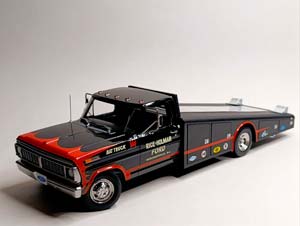 FORD F-350 RAMP TRUCK 1:18 ACME — фото 2