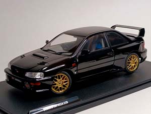 SUBARU IMPREZA 22B STI BLACK 1:18 SOLIDO