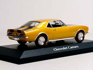 CHEVROLET CAMARO - 1967 GOLD 1:43 MAXICHAMPS — фото 5