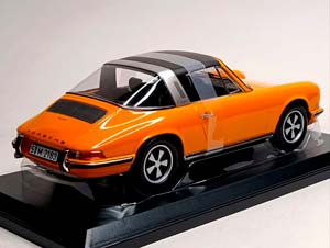 PORSCHE 911 T 2.2 TARGA -1970 NOREV 1:18 — фото 5