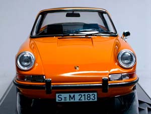 PORSCHE 911 T 2.2 TARGA -1970 NOREV 1:18 — фото 8