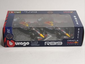 RED BULL SET F1 - 2ШТ RB19 BBURAGO 1:43 — фото 7