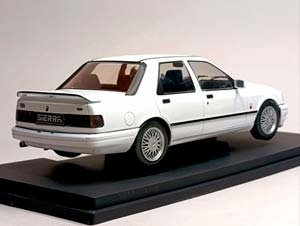 FORD SIERRA RS COSWORTH 4X4 -1990 WHITE 1:18 — фото 3