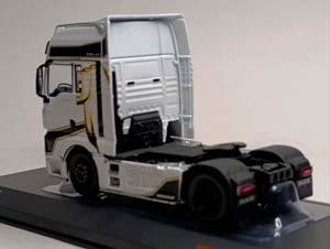 MAN TGX XXL D38 ТЯГАЧ 1:43 IXO — фото 2
