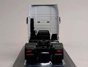 MAN TGX XXL D38 ТЯГАЧ 1:43 IXO — фото 3