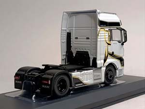 MAN TGX XXL D38 ТЯГАЧ 1:43 IXO — фото 4