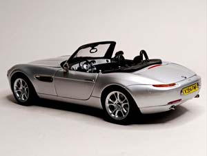 BMW Z8 (E52) SILVER 1:18 KYOSHO — фото 5