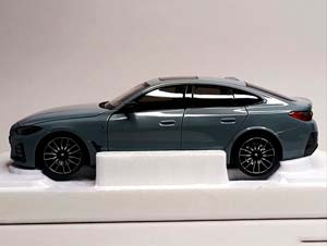 BMW I4 M50 - 2022 MINICHAMPS 1:18 — фото 2