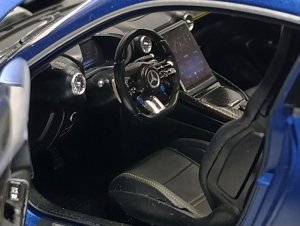 MERCEDES AMG GT63 (SPECTRAL BLUE) 1:18 NZG — фото 3
