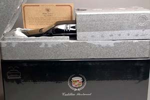 CADILLAC FLEETWOOD BROUGHAM LIMOUSINE 1:18 — фото 9